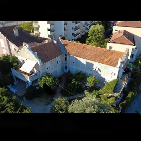2 Pieces, Proche Plage, Commerces, Restaurants Appartement