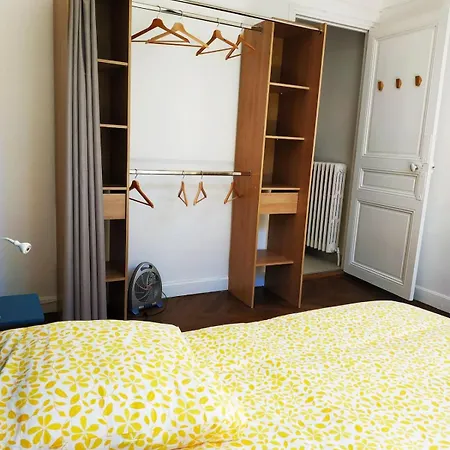 Appartement 2 Pieces, Proche Plage, Commerces, Restaurants